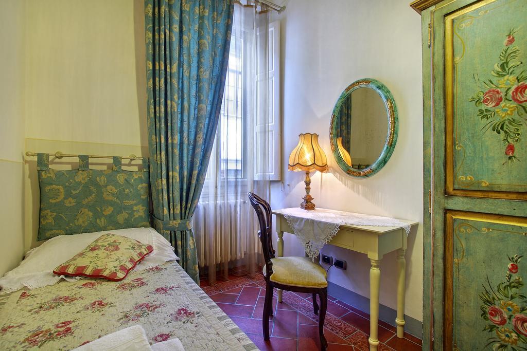 Pergola Apartment Florenz Zimmer foto